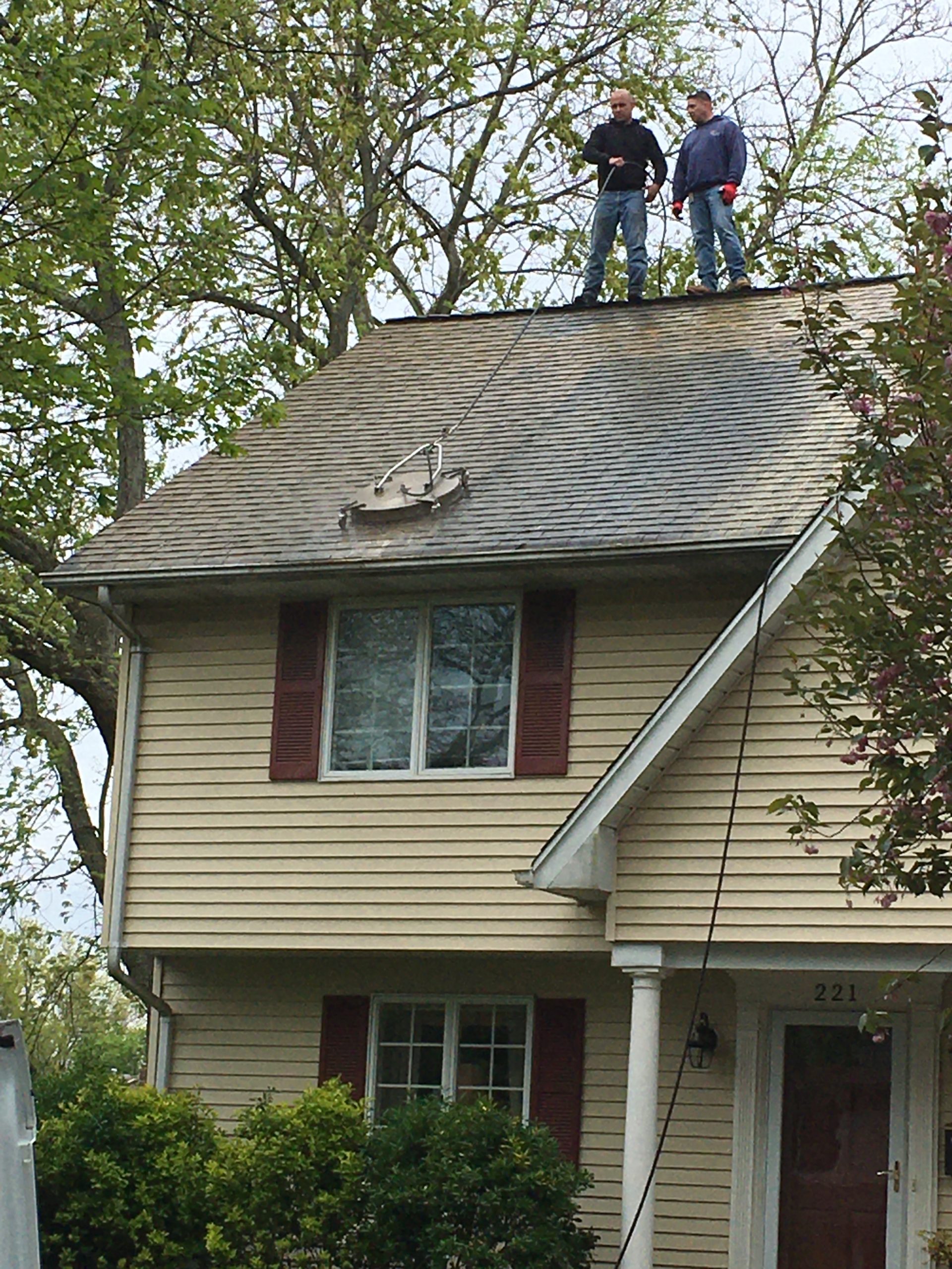 roof cleaning in bergen county by superior seamelss gutters