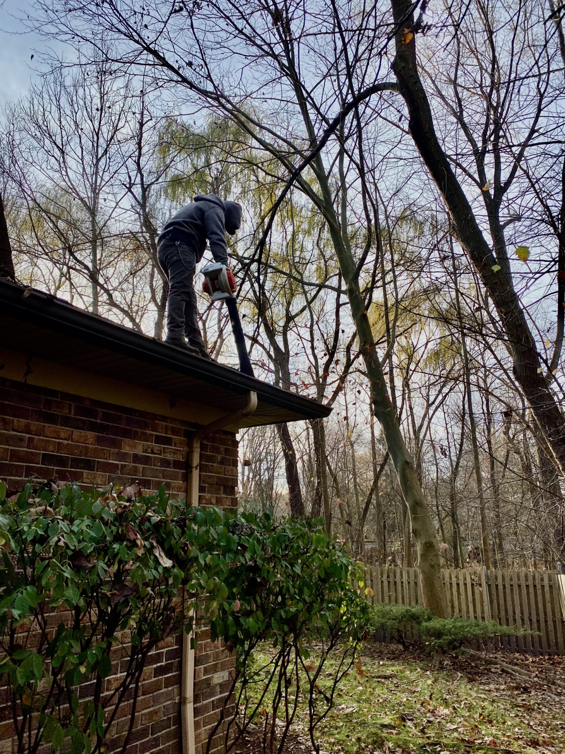gutter cleaning in ramsey nj by superior seamless gutters